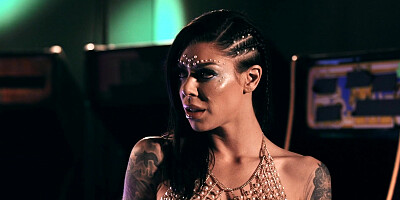 Karma Rx and Demi Sutra are kissing