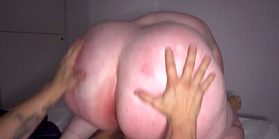 BBW with red hair rides horn of famous fucker on the bed