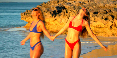 Ivy Wolfe and Zoey Taylor have steamy lesbian vacation