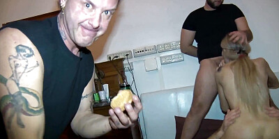 Stunning young depraved model eats cum-snacks in amateur orgy