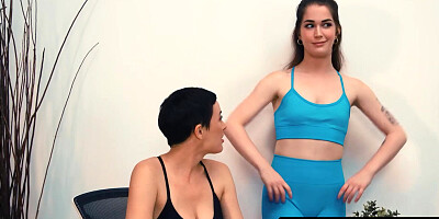 ALL GIRL MASSAGE - Sexy Evelyn Claire And Her Colleague Fake A Limited Time Promo To Fuck New Client