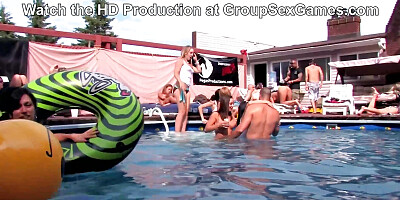 All we Wanna do I fuck in the Pool for GroupSexGames