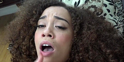 Amateur gal wants to suck on her own toes during sex