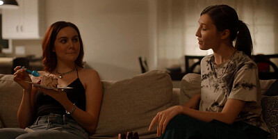 Rachel joins them for a threesome