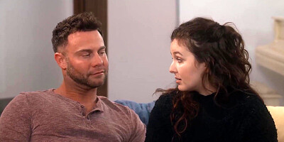 Teen gets used to fucking her stepfamily