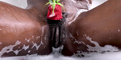 MILF Ana Foxxx demonstrates her amazing ass