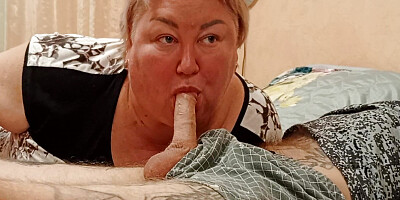 Stepmom loves to wake me up with a deep blowjob