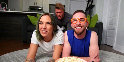 Bi peeping hunk ramming couple in homemde threesome