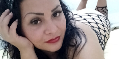 It wakes me up touching my pussy