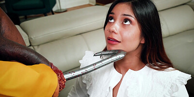 Xxlayna Marie is sucking giant black anaconda