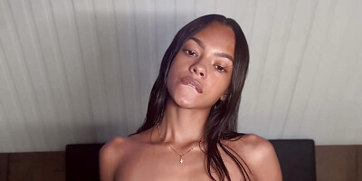 18 year young girl tries out her older step sister big sex toy