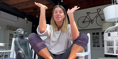 Foot Fetish Tutorial - how to give a FOOTJOB with Roxy Fox