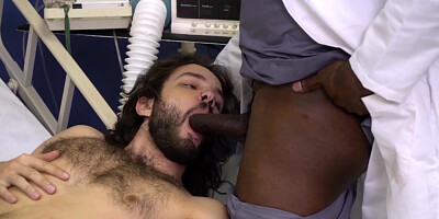 Stud visist a beautiful black doctor