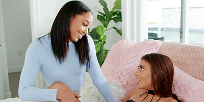 Alexis Tae caught Gia Derza masturbating