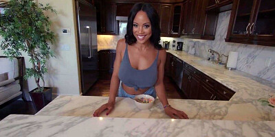 Teasing ebony MILF dicksucking in trio