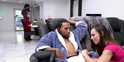 Teen Aidra Fox sucks Macana Man's huge black cock
