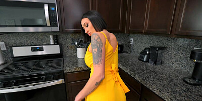 Stepmom Blaire Johnson needs another massage