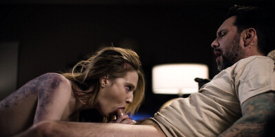 Ashley Lane deepthroats Tommy Pistols cock