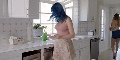 Big tits babe making lesbian gf squirt