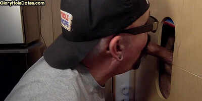 Gloryhole DILF barebacked in butt after deepthroating