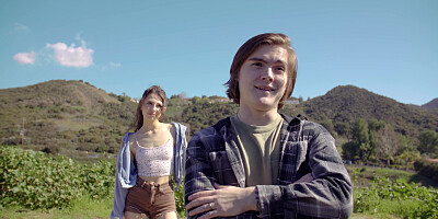 Teen hitchhikers picked up by a good man