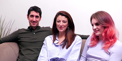 Amateur babe and her husband are trying a threesome