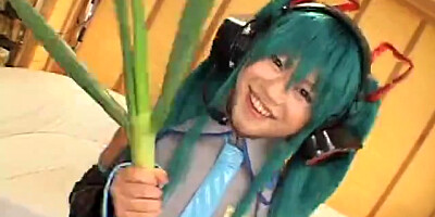 Cosplay Vocaloid - Hatsune Miko (Censored) 1 of five