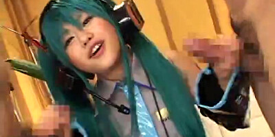 Cosplay Vocaloid - Hatsune Miko (Censored) 1 of five