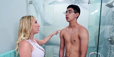 Curvy blonde MILF Quinn Waters plays with her stepson