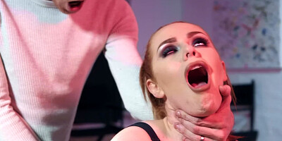 Hard cock for a horny redhead who dies in carnal pleasure