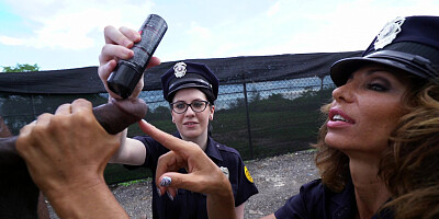 Cock hungry cops Lyla Lali and Norah Gold sucking giant black pole