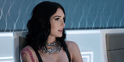 Wifes 3 stepsisters are in my dream now