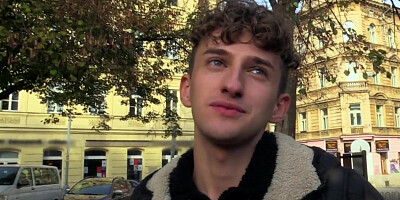 Amateur Euro stud deepthroating and cockriding for cash