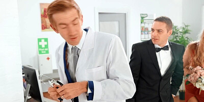 Amateur Kiki Daniels is sucking giant cock