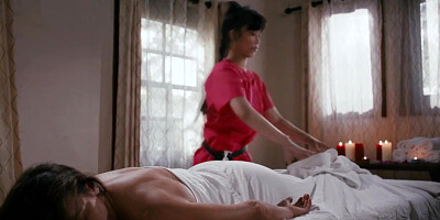 Asian masseuse facesitting milf client