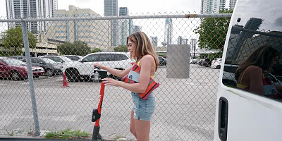 Vivianne DeSilva is getting picked uo on the street