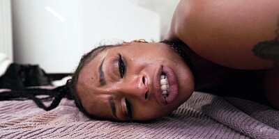 Sarai Minx gets her pussy penetrated by the huge black cock