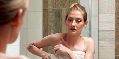 Amirah Adara is sucking the dildo