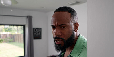 Thick Ass Daphne takes the shower