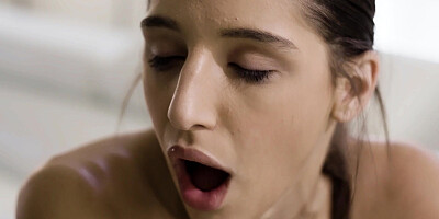 Abella Danger shakes her ass on the black monster cock