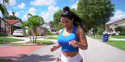 Rose Monroe flaunts her big ass outdoors