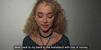 Blonde Geishakyd is sucking dick in POV