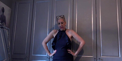 Stepmom has natural boobs and soft belly and meaty ass