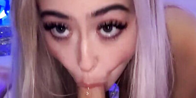 Mr Lucky VIP - naughty girls sex