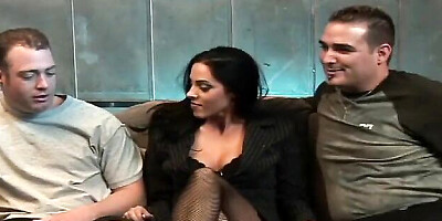 Fantastic Veronica and Joe's threesome scene