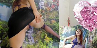 She Didn't Know That She Was Being Watched When She Gets Pleasure on Camera and Cums