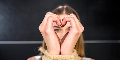 Timid Eveline Dellai decides to try anal pleasures