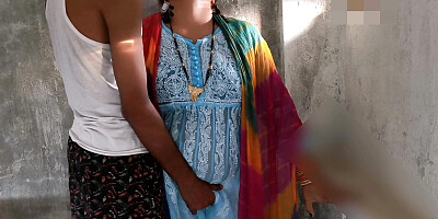 Padosi ladki ki uske ghar ja kar thook lagaa kar gaand maari