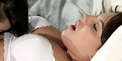 Cute Anna Rose's fingering action