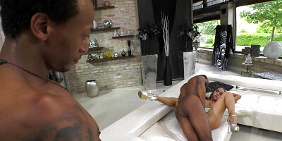 Malena and the gangbang with four cocks to suck